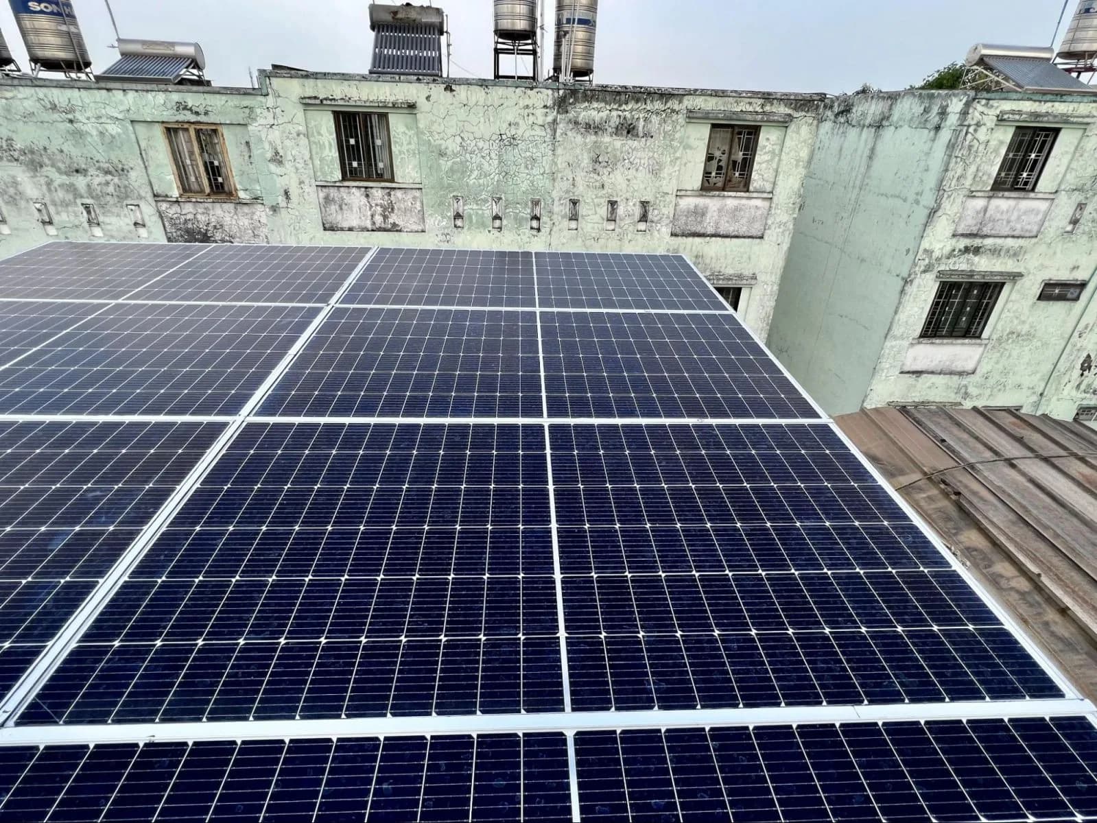 Lắp điện mặt trời tại thành phố Từ Sơn, tỉnh Bắc Ninh.