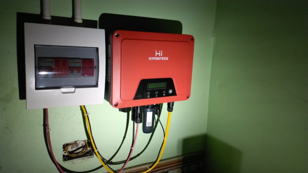 Lắp đặt biến tần Hypontech 3kw tại Yên Phong, Bắc Ninh.